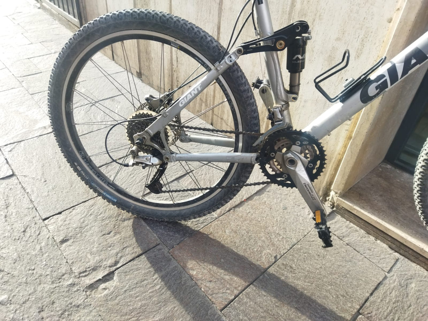 MTB Full Giant Nrs1 L