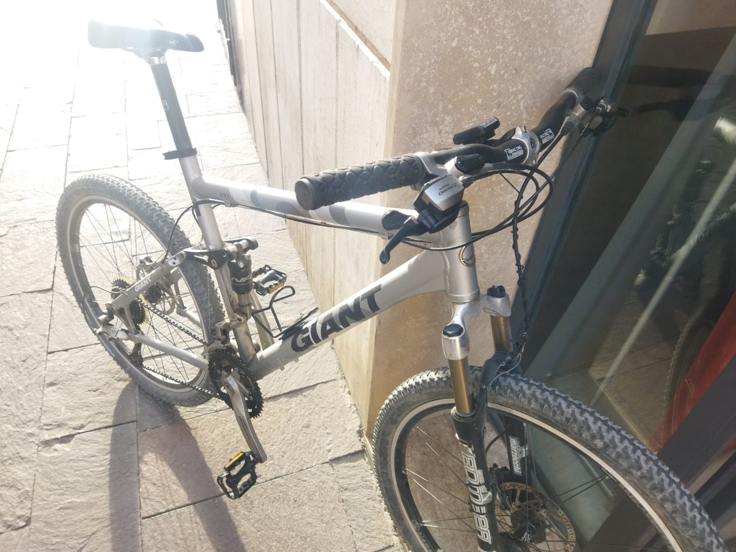 MTB Full Giant Nrs1 L